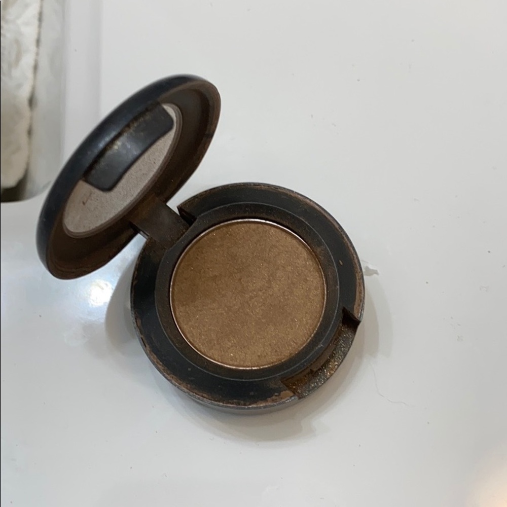 MAC Soba eyeshadow